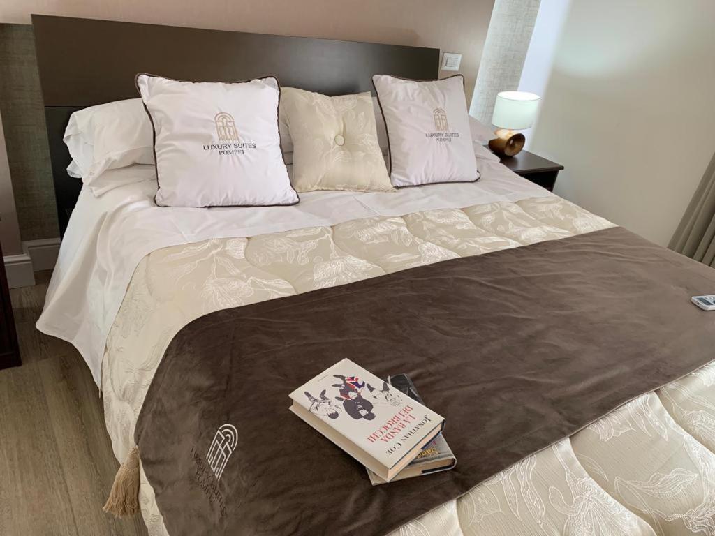 Pompei Luxury Suite ภายนอก รูปภาพ